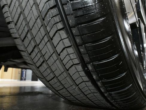 Used 2024 Hyundai Kona Limited image 71