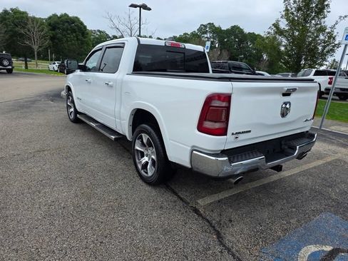Used 2021 RAM 1500 Laramie AWD/4WD image 2