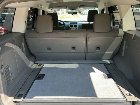 Used 2008 Dodge Nitro SXT AWD/4WD image 10