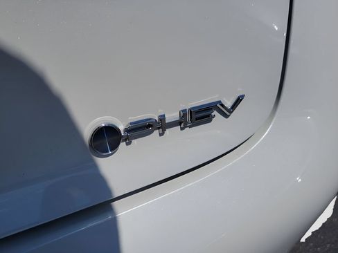 New 2026 Toyota Prius Plug-In Hybrid FWD image 29