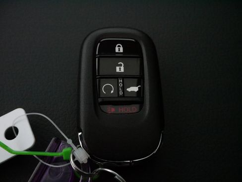 Certified 2025 Honda Pilot TrailSport image 33