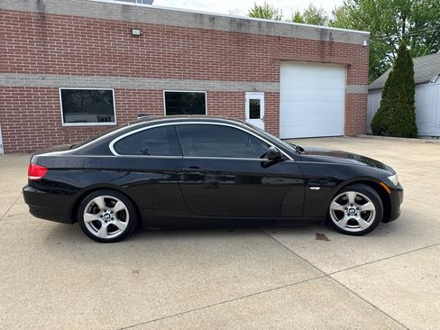Used 2010 BMW 328i Coupe RWD image 4