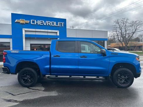 Used 2023 Chevrolet Silverado 1500 Custom Trail Boss w/ LPO, Dark Essentials Package AWD/4WD image 15