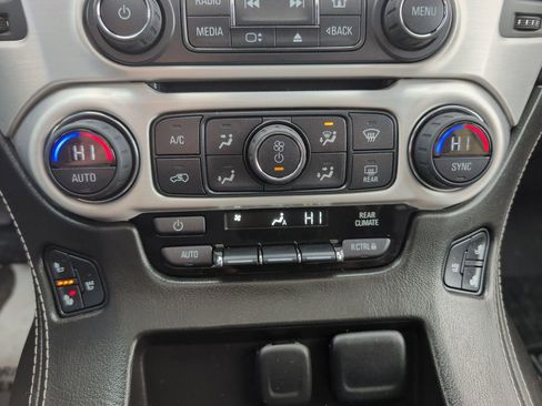 Used 2015 GMC Yukon SLT image 16