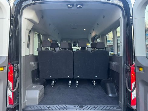 Used 2024 Ford Transit 350 XLT image 32