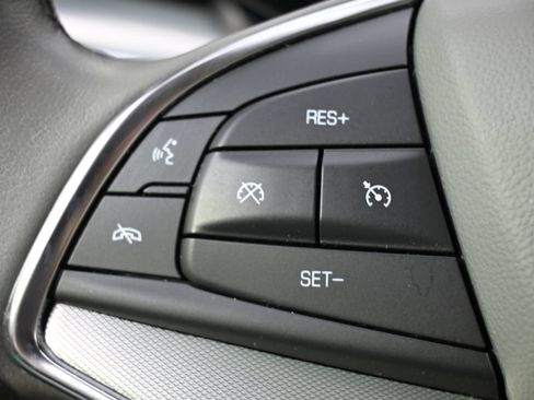Used 2023 Cadillac XT5 Premium Luxury w/ Technology Package AWD/4WD image 35