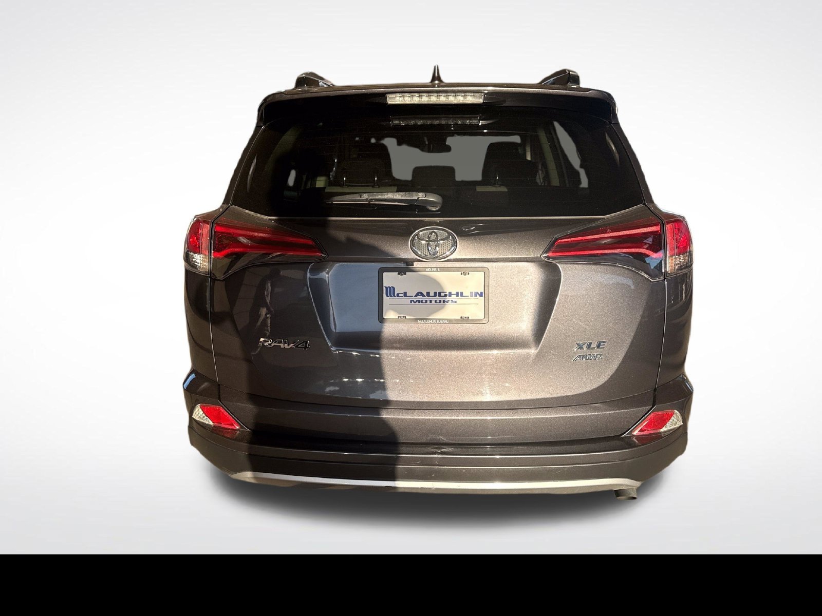 Used 2018 Toyota RAV4 XLE w/ Plus Extra Value Package AWD/4WD image 4
