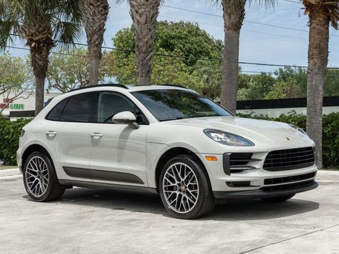 Used 2019 Porsche Macan S AWD/4WD image 10