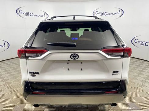 Certified 2025 Toyota RAV4 XSE w/ Weather Package AWD/4WD image 5