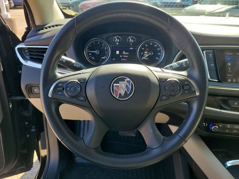 Used 2021 Buick Enclave Essence w/ Sport Touring Edition image 23