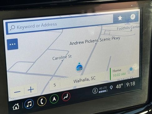 Used 2023 Chevrolet Traverse Premier image 24