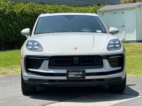 Certified 2024 Porsche Macan AWD/4WD image 11