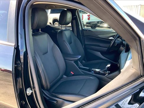 Used 2024 Buick Encore GX Preferred FWD image 9