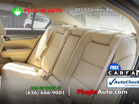 Used 2010 Acura TL w/ Technology Package FWD image 10