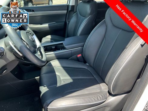Used 2023 Hyundai Palisade SEL w/ Premium Package FWD image 12