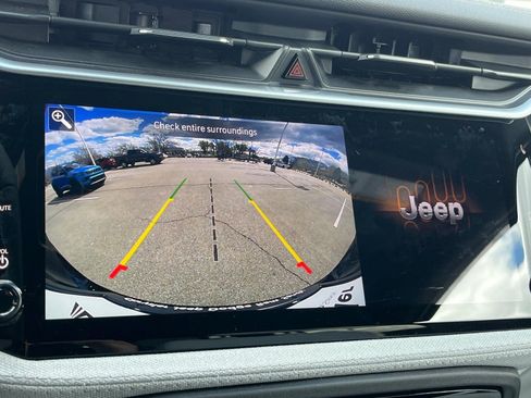 New 2026 Jeep Cherokee Laredo AWD/4WD image 21
