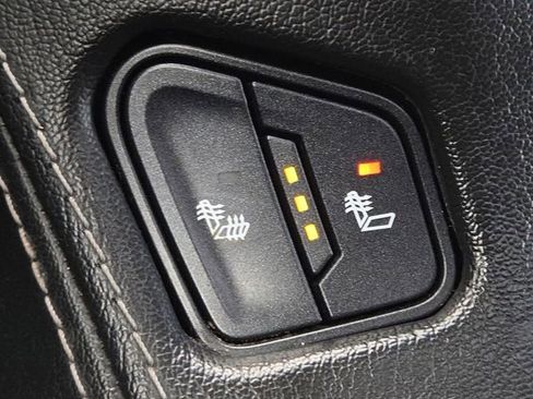 Used 2015 Chevrolet Tahoe LT image 7