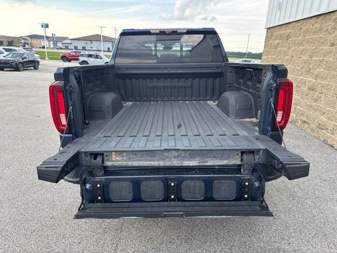 Used 2022 GMC Sierra 1500 Denali w/ Denali Reserve Package AWD/4WD image 10