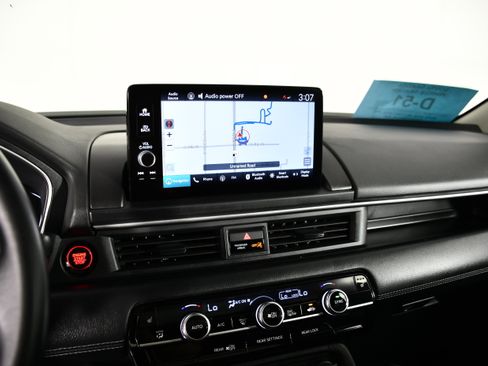 Certified 2025 Honda Pilot Touring image 26