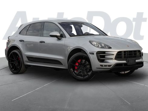 Used 2015 Porsche Macan Turbo image 1
