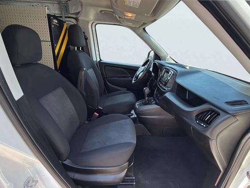 Used 2022 RAM ProMaster City Tradesman FWD image 15