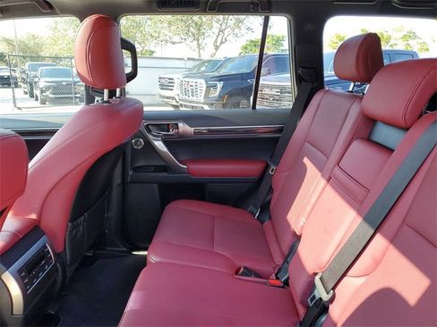 Used 2022 Lexus GX 460 Premium image 15