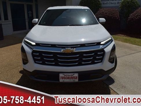 New 2026 Chevrolet Equinox LT w/ Convenience Package II FWD image 4