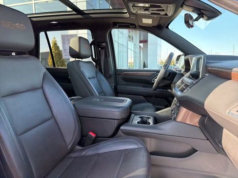 Used 2022 Chevrolet Tahoe High Country image 36
