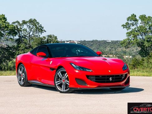 Used 2020 Ferrari Portofino RWD image 50
