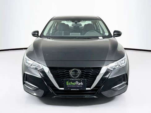 Used 2023 Nissan Sentra SV FWD image 2