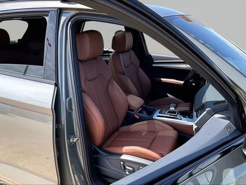 Used 2025 Audi Q5 2.0T Premium Plus AWD/4WD image 7