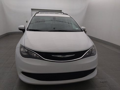 Used 2021 Chrysler Voyager Lxi FWD image 14
