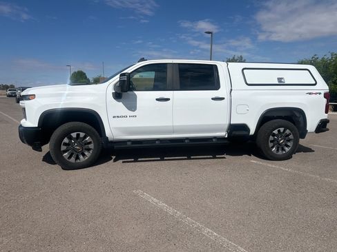 Used 2025 Chevrolet Silverado 2500 Custom w/ Custom Value Package AWD/4WD image 5