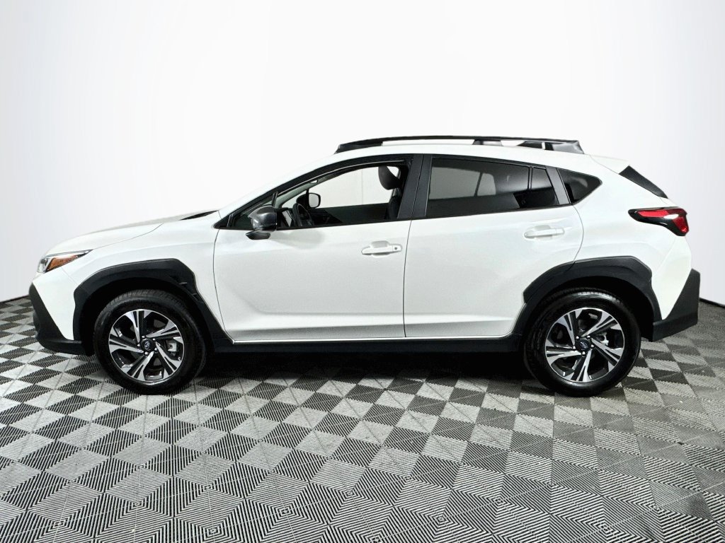 Used 2026 Subaru Crosstrek 2.5i Premium AWD/4WD image 4