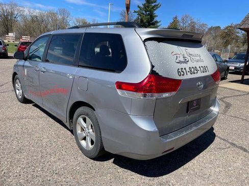 Used 2013 Toyota Sienna LE FWD image 48