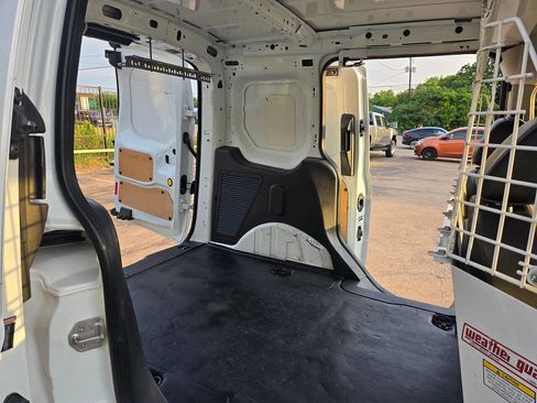 Used 2017 Ford Transit Connect XL image 33