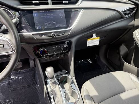 Used 2023 Buick Encore GX Preferred w/ Cold Weather Comfort Package FWD image 18