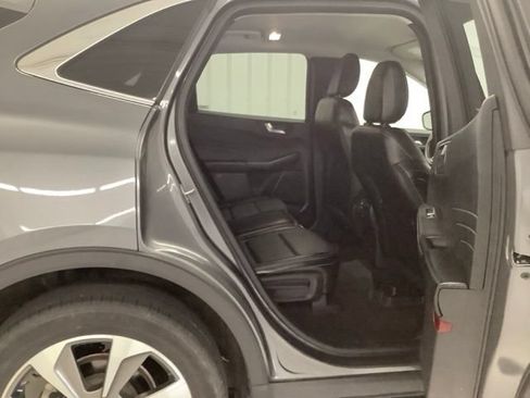 Used 2023 Ford Escape Platinum AWD/4WD image 10