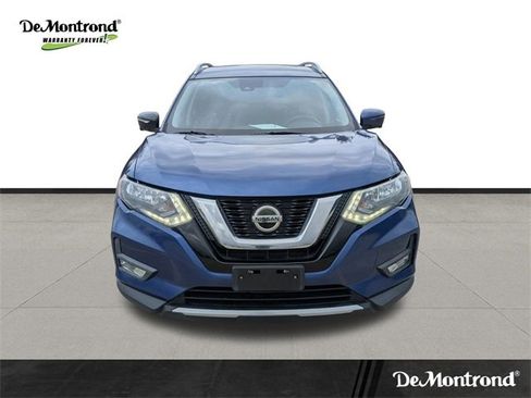 Used 2019 Nissan Rogue SL image 2