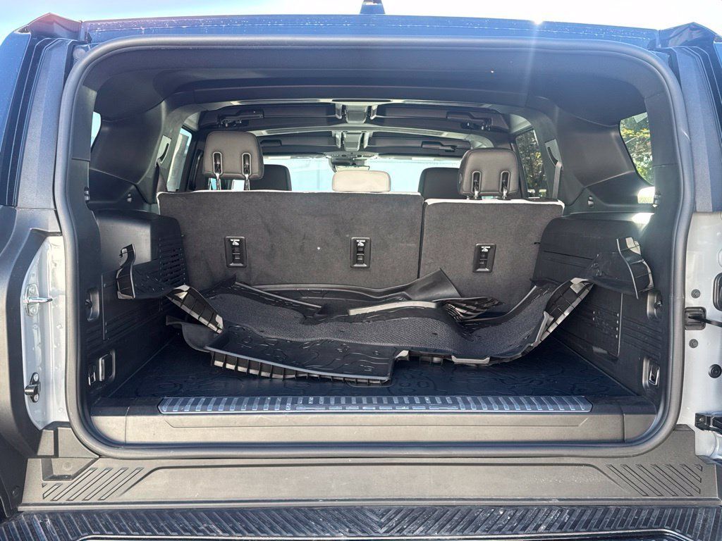 Used 2024 GMC Hummer EV 3X AWD/4WD image 19