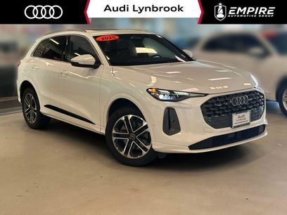 Used 2025 Audi Q5 Premium w/ Convenience Package