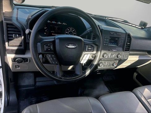 Used 2017 Ford F150 XL w/ Equipment Group 101A Mid image 12