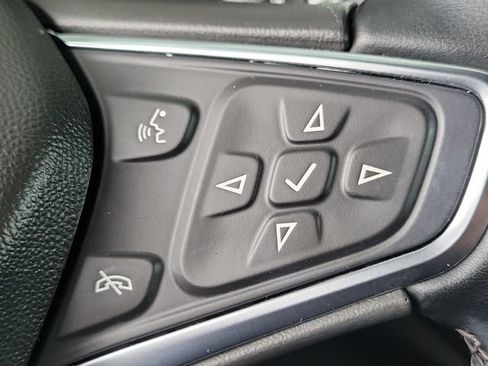 Used 2024 Chevrolet Malibu RS w/ LPO, Floor Liner Package FWD image 9