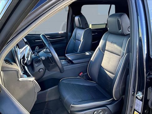 Used 2023 Cadillac Escalade Sport image 11