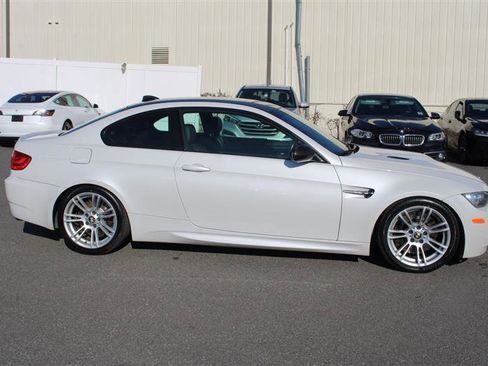 Used 2011 BMW M3 Coupe image 9