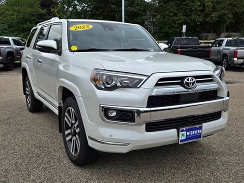 Used 2023 Toyota 4Runner Limited AWD/4WD image 8
