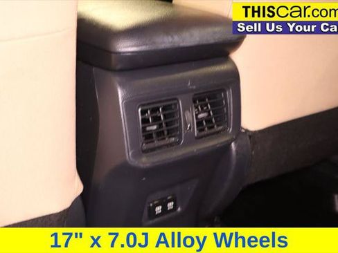 Used 2019 Toyota RAV4 XLE FWD image 28