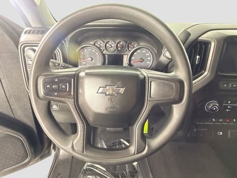 Used 2019 Chevrolet Silverado 1500 Custom Trail Boss w/ Custom Convenience Package AWD/4WD image 11