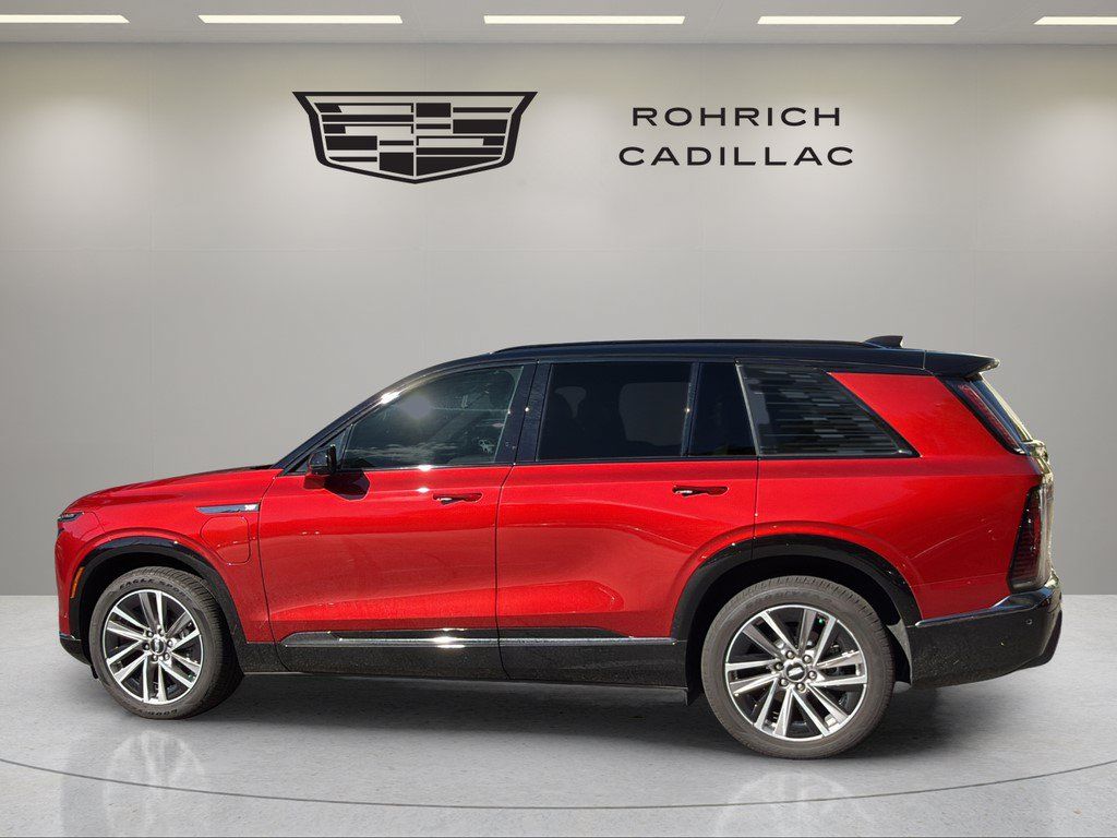 Certified 2026 Cadillac Vistiq Sport w/ LPO, Floor Liner Package AWD/4WD image 6