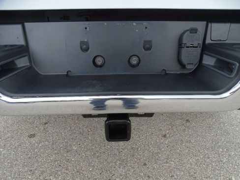 Used 2023 RAM 1500 4x4 Crew Cab Big Horn image 4